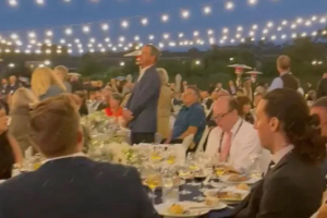 Napa Institute attendees drown out pro-abortion protestors with prayer and song