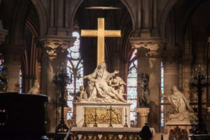 Paris’ Cathedral of Notre to broadcast crown of thorns veneration on Good Friday