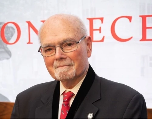 Catholic historian Lee Edwards dies at 92