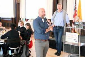 Catholic entrepreneur launches business startup program for teens