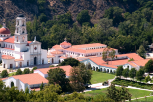 Thomas Aquinas College goes off the grid with green power plan